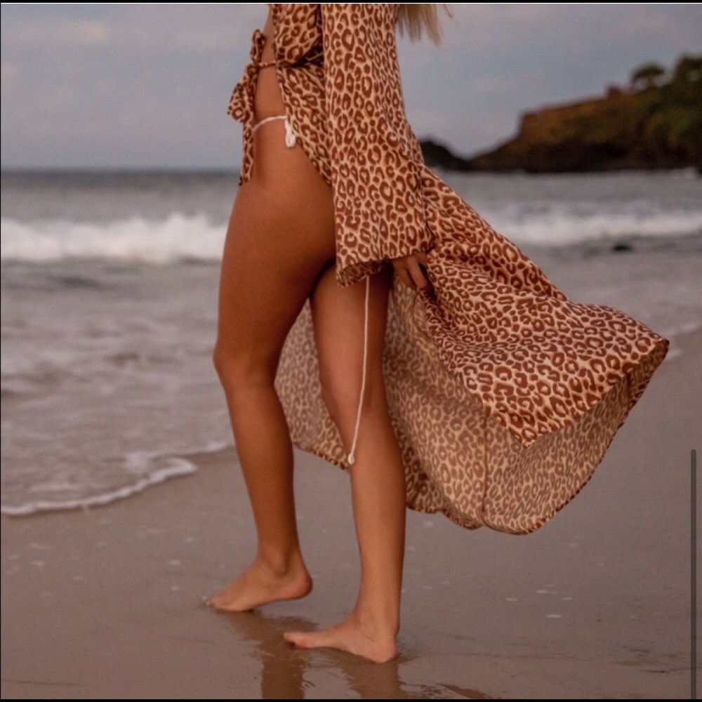 Coven & Co Kimono Robe 👘